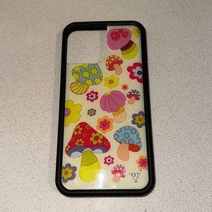 Wildflower mushroom case